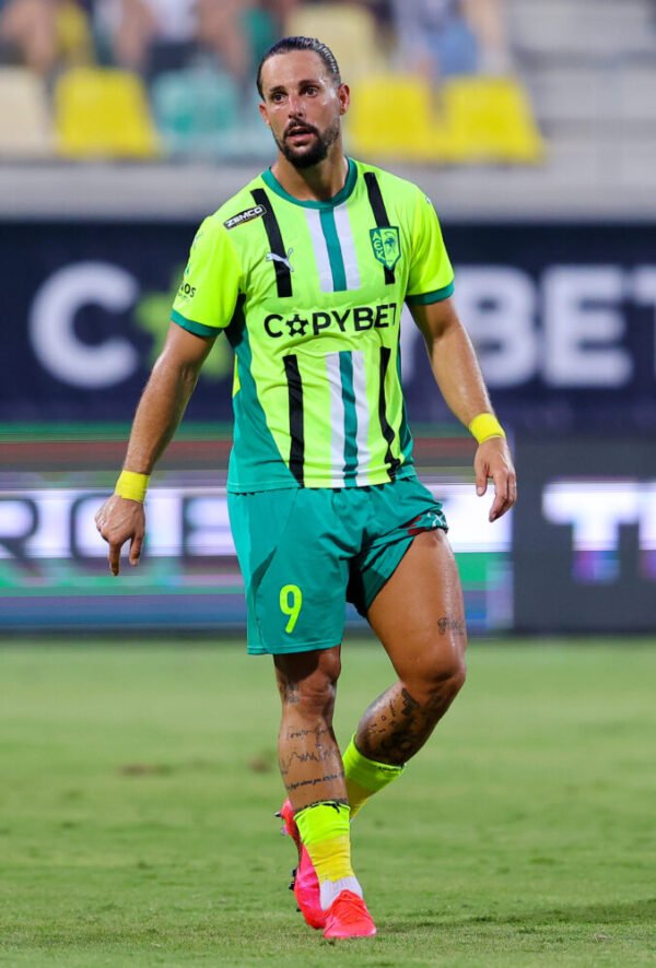 FRAN SOL – AEK LARNACA – OFFICIAL SHIRT SIGNED BY ALL THE TEAM – SEASON 2024/2025