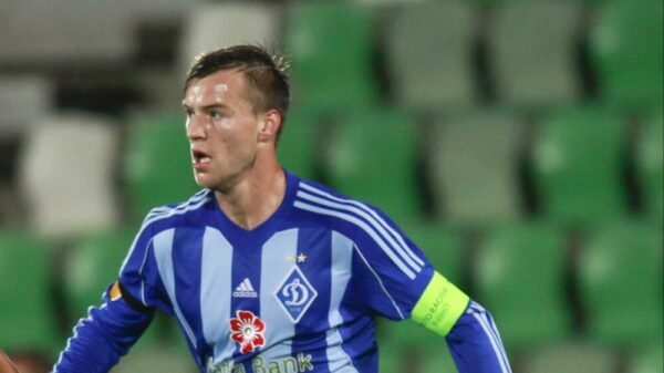 ANDRIY YARMOLENKO – DYNAMO KYIV – MATCH WORN JERSEY – UKRAINIAN CHAMPIONSHIP – SEASON 2014/2015 - Image 4